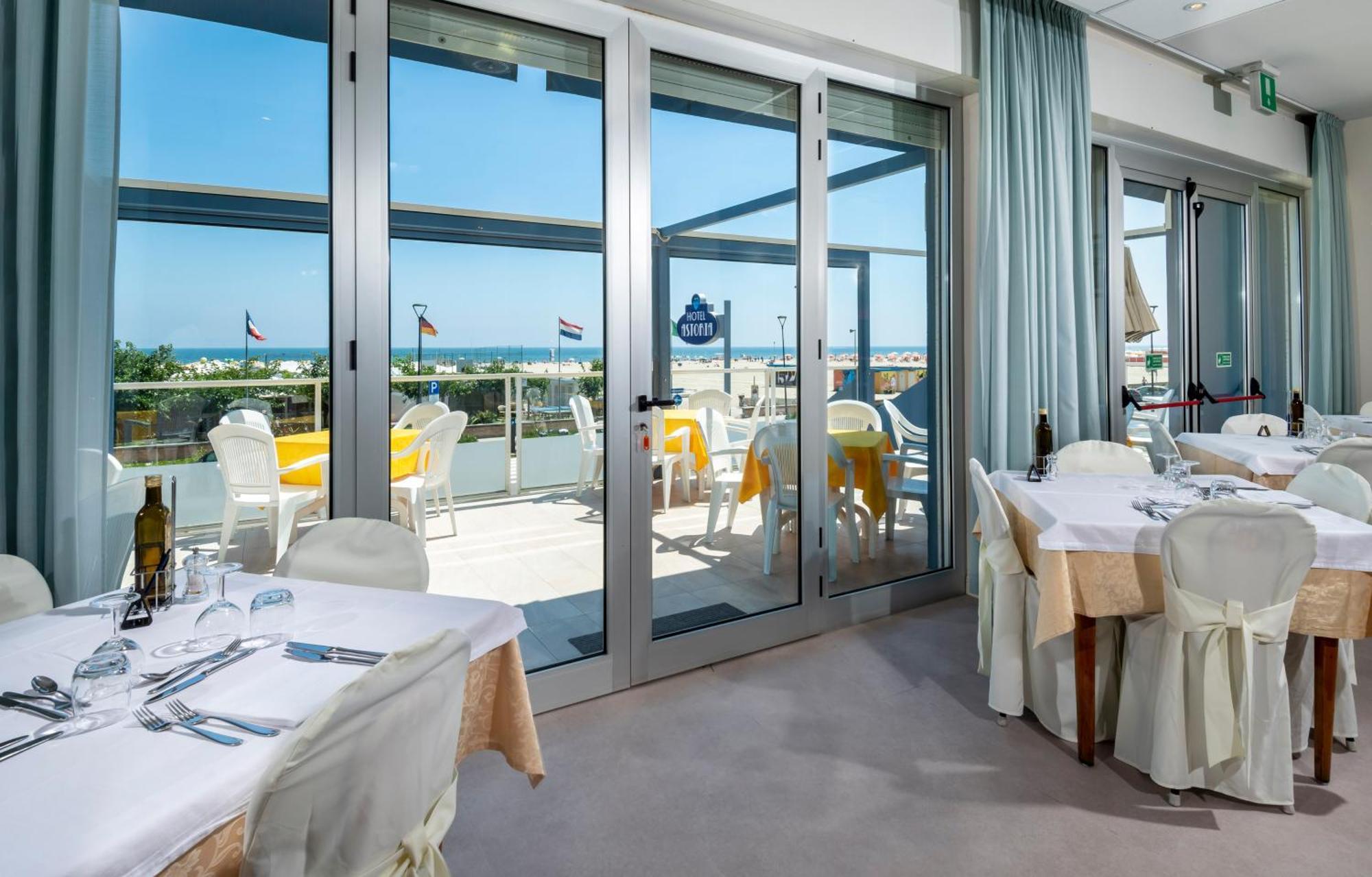 Hotel Astoria 3*