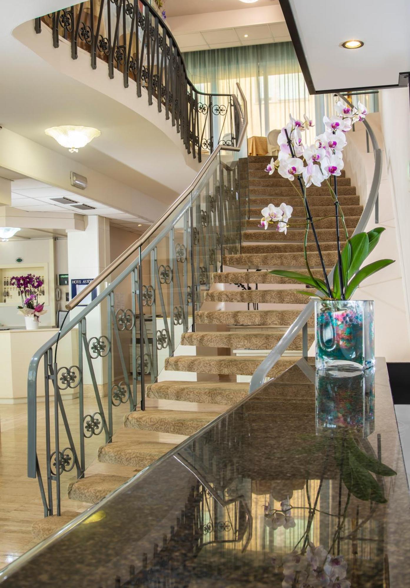 Hotel Astoria 3*