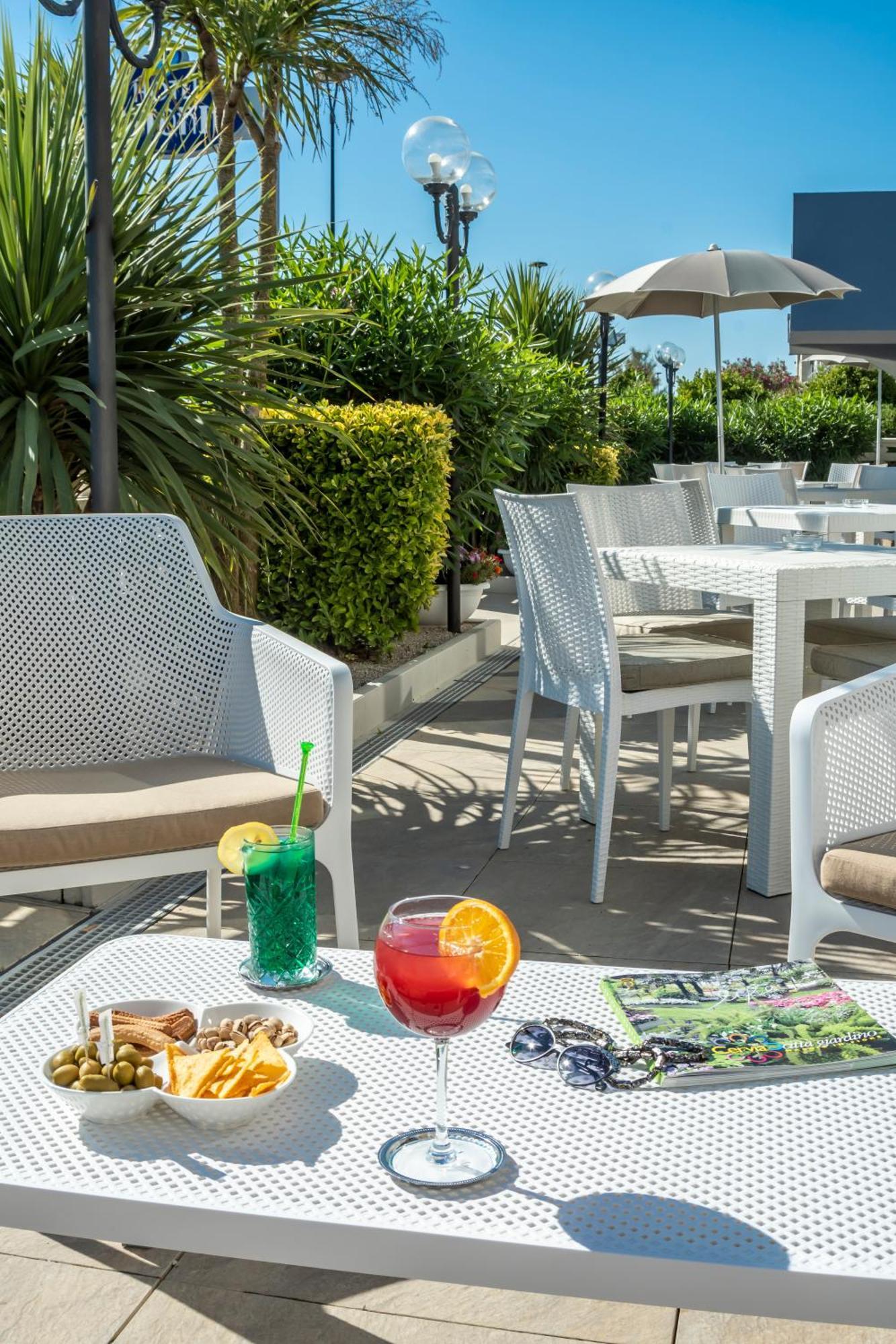 Astoria Hotel 3*