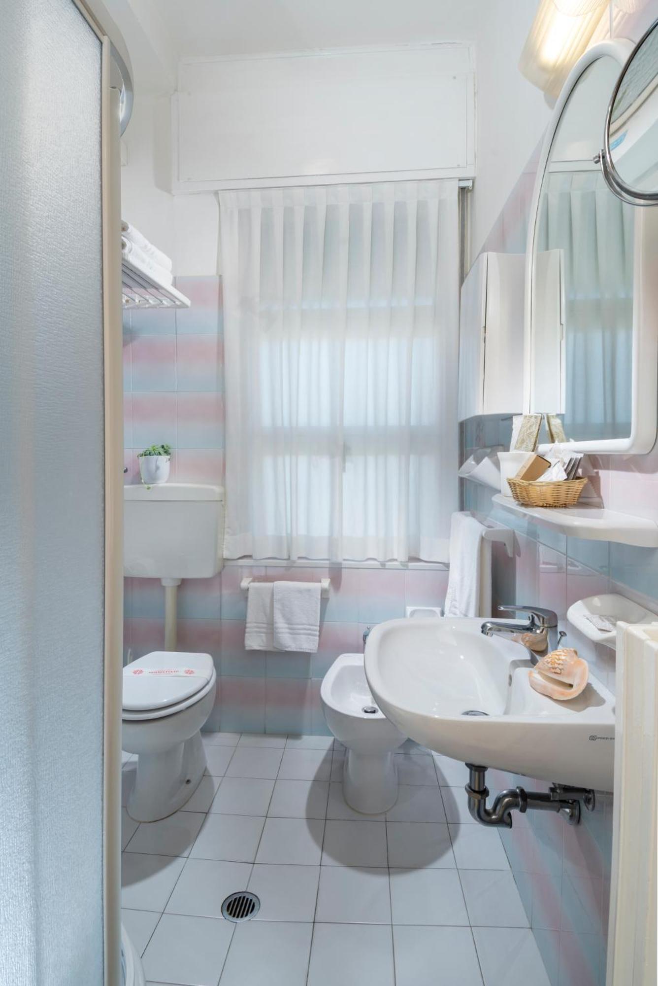 Hotel Astoria 3*